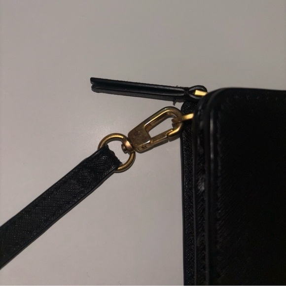 Tory Burch Black Wristlet with Gold Accent - Picture 5 of 8